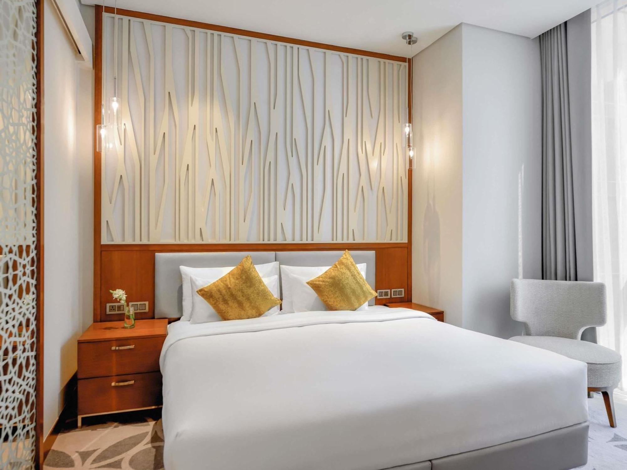 Deluxe Suite,1743364194:JPEG